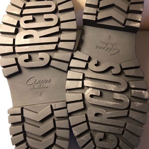 Sam Edelman Circus black loafer slides. Size 6. Never worn. - Picture 4 of 4